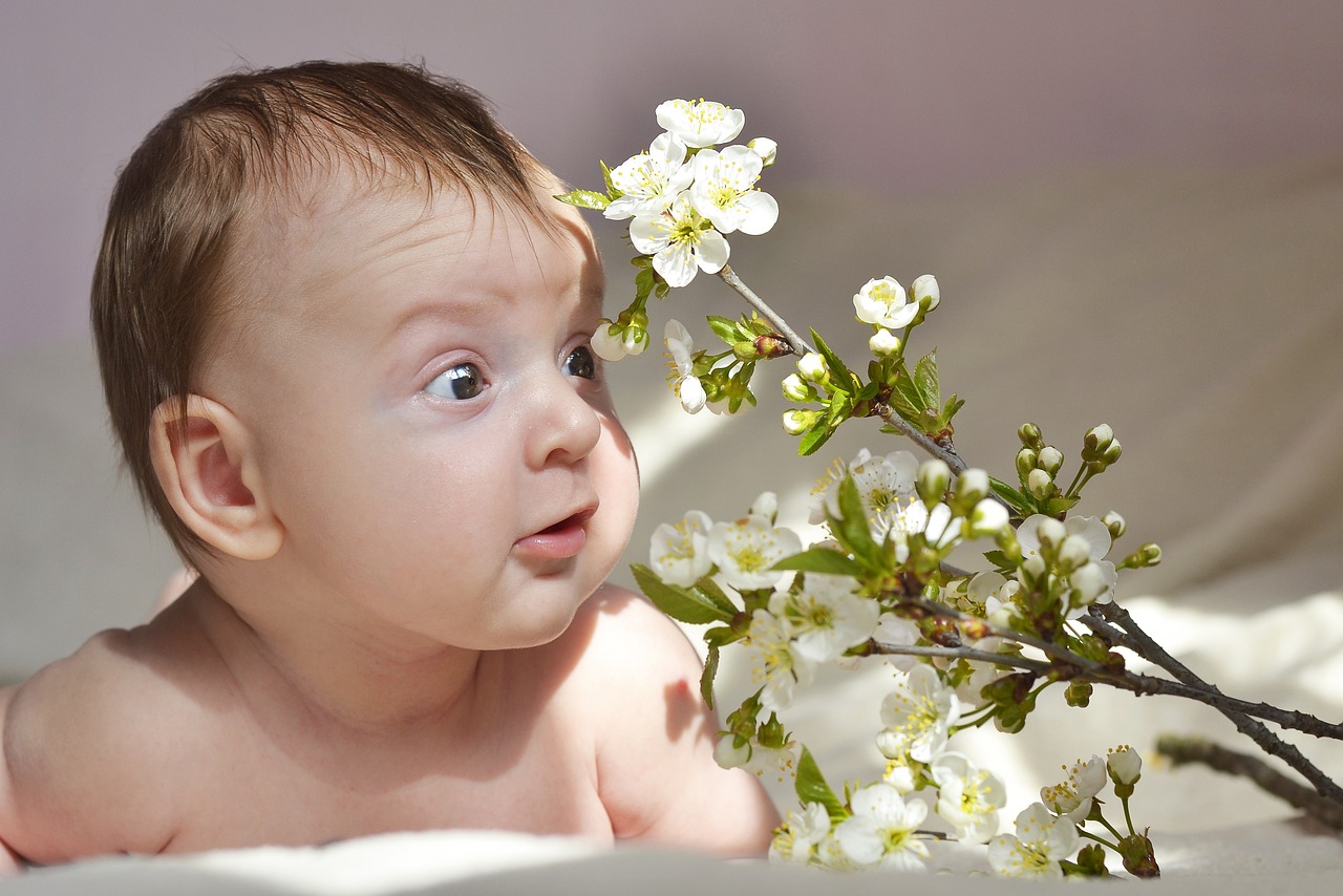 Baby杂志封面揭秘，时尚魅力尽显无疑的专属大片！